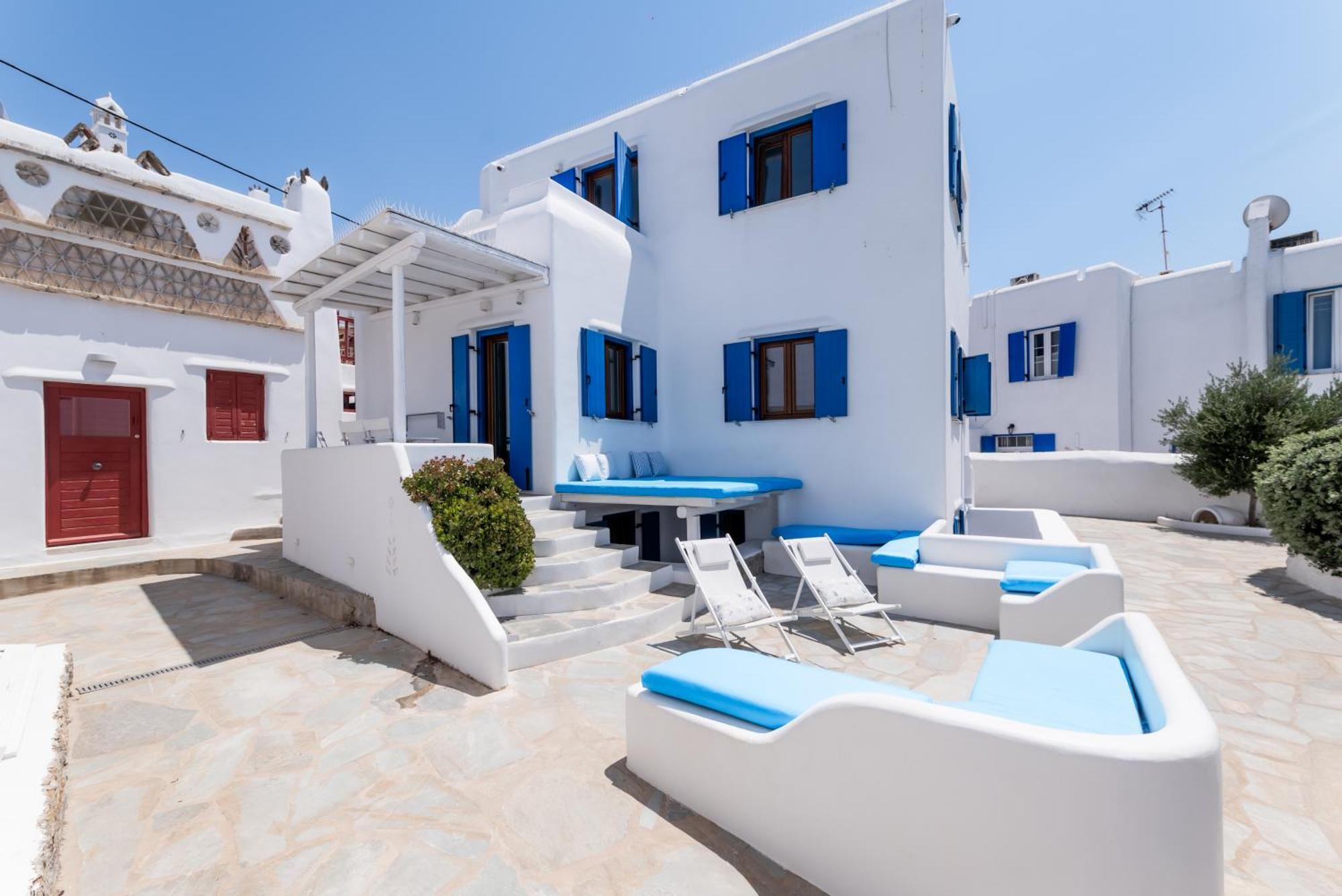Olive Tree & Capari Homes & With Pool! Holiday home Mykonos Town