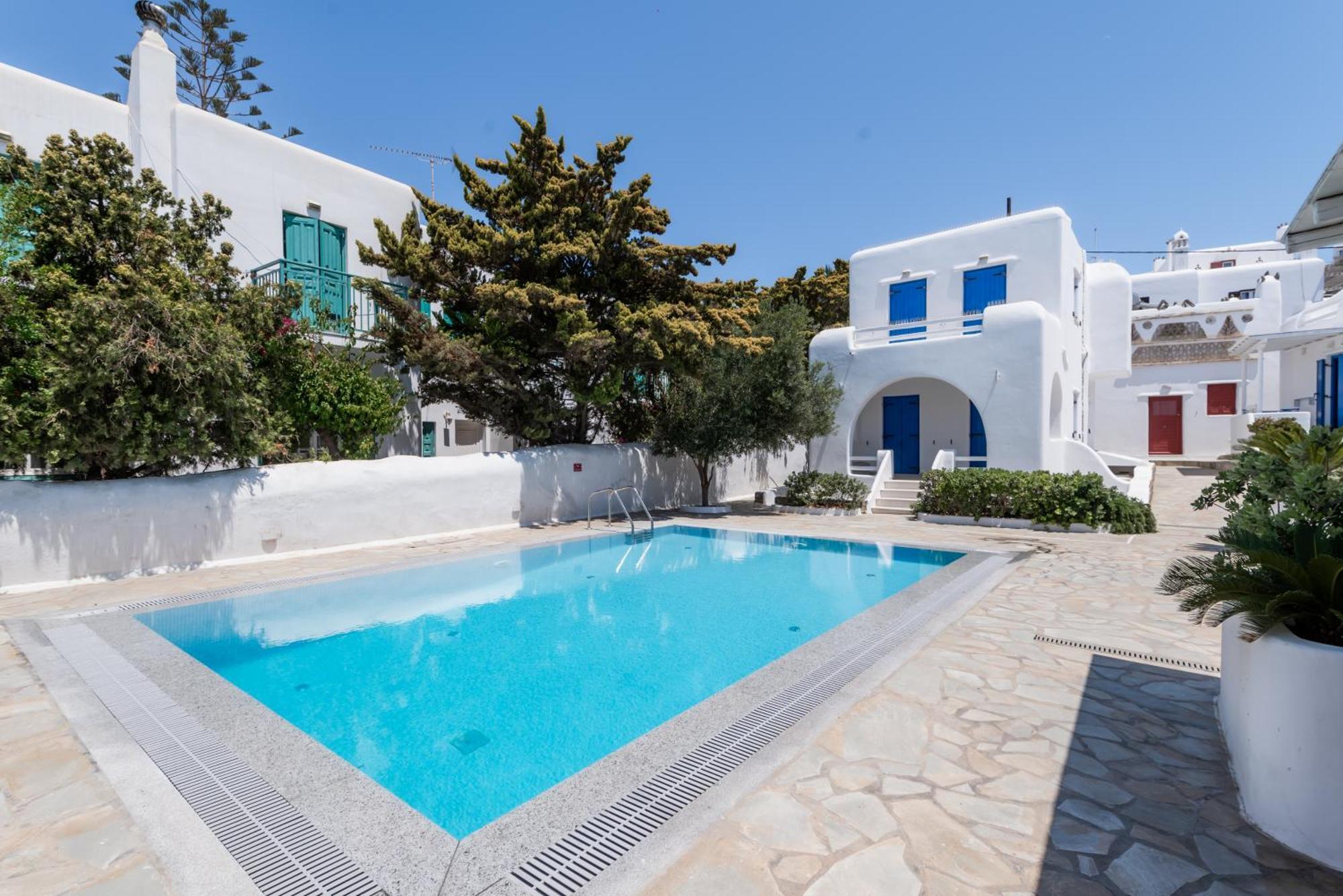Holiday home Olive Tree & Capari Homes & With Pool!